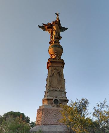 04c9f-monument-de-l-angel.JPG