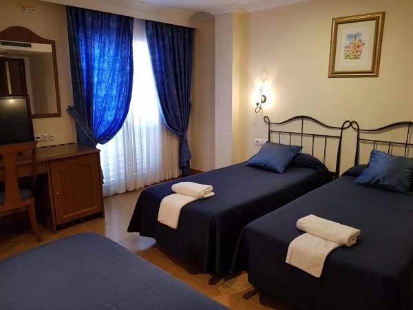 Hotel Portofino - Empuriabrava - Image 3