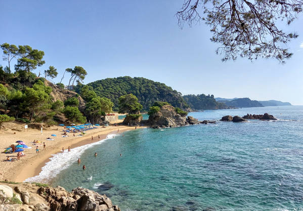 Santa Cristina beach in Lloret de Mar - 2024 - Visit Costa Brava